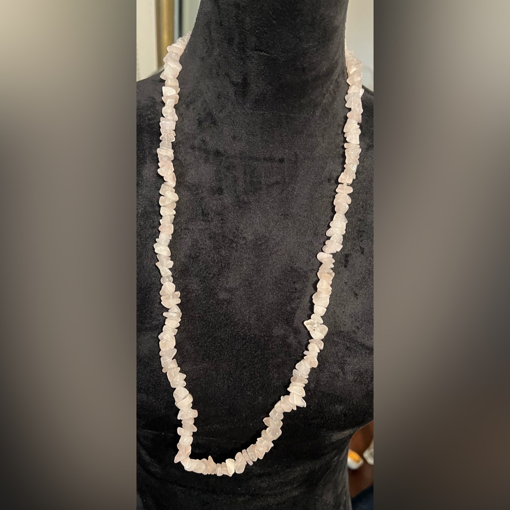 Rose Quartz Chip 36 Necklace  Brand Unbranded